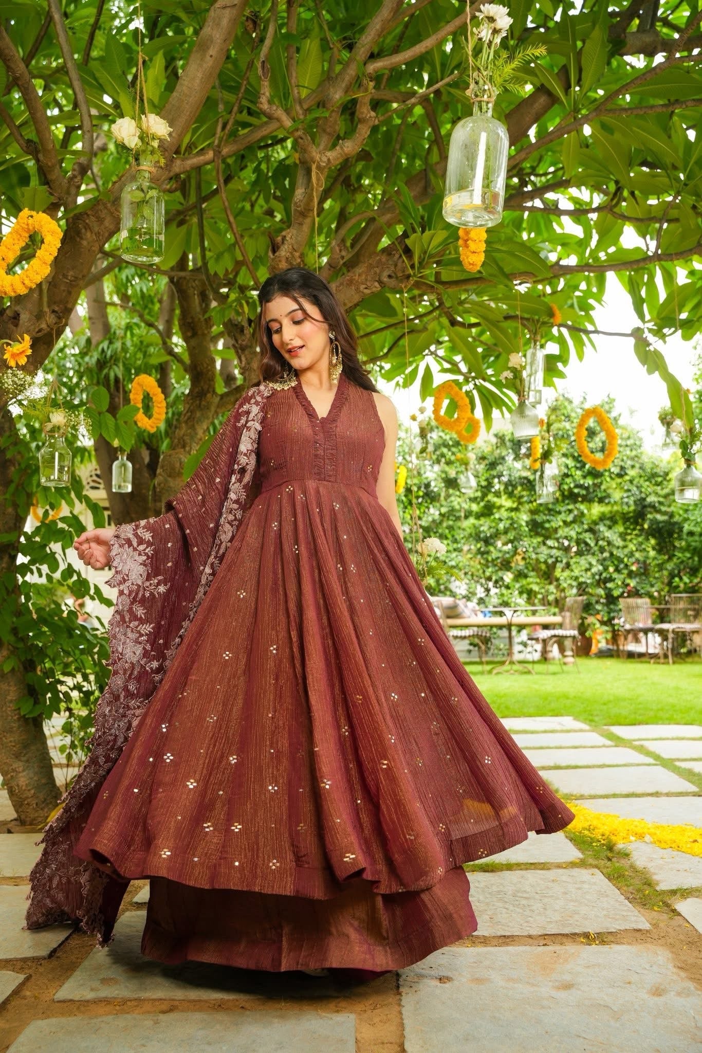 Gaurika Shimmer Crushed Tissue Suit Set