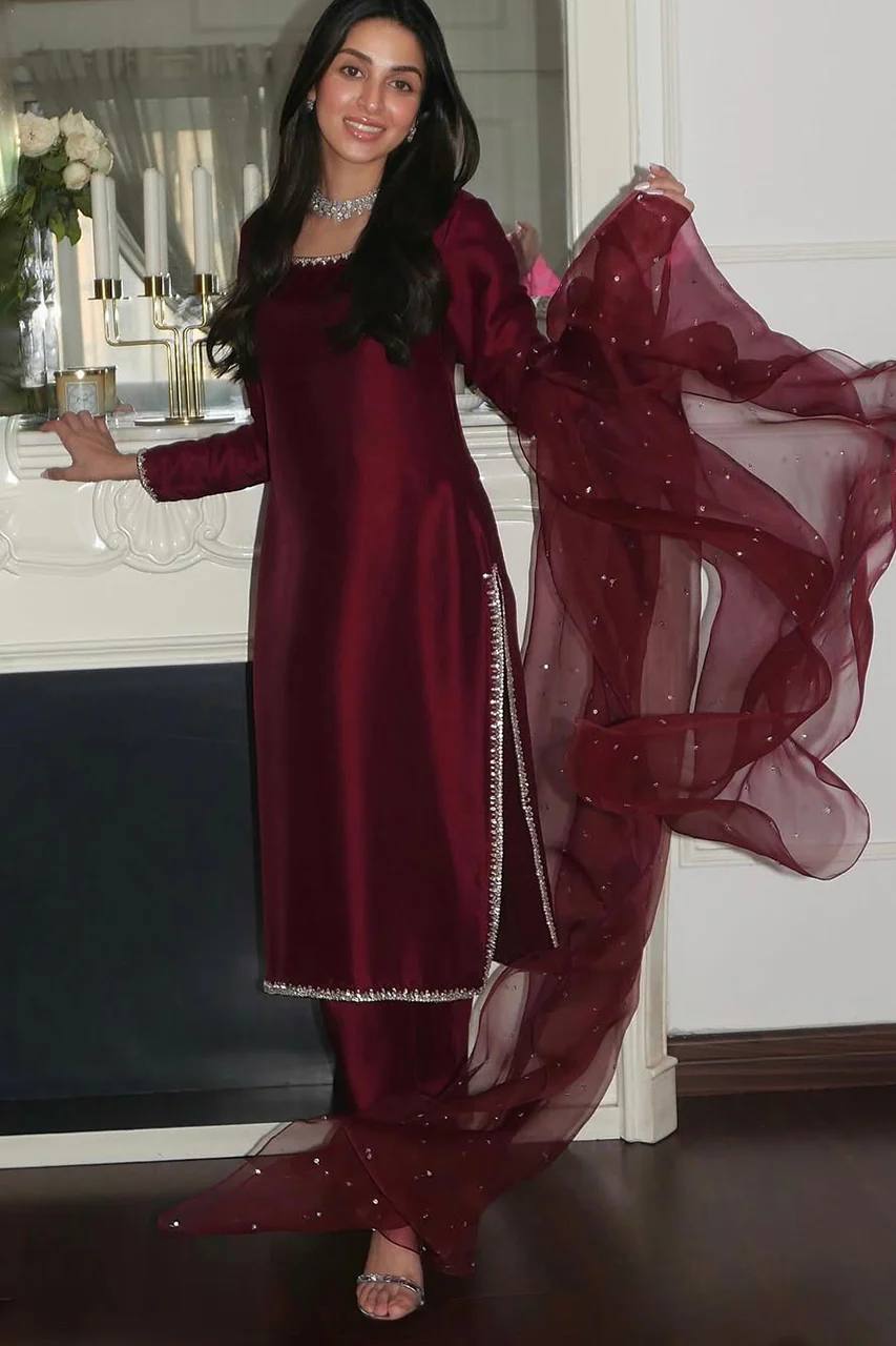 Aleeza Deep Maroon embellished border Suit