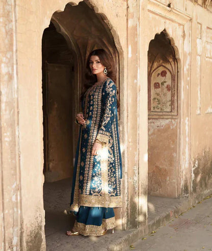 A majestic blend of heritage and haute couture Suit Set