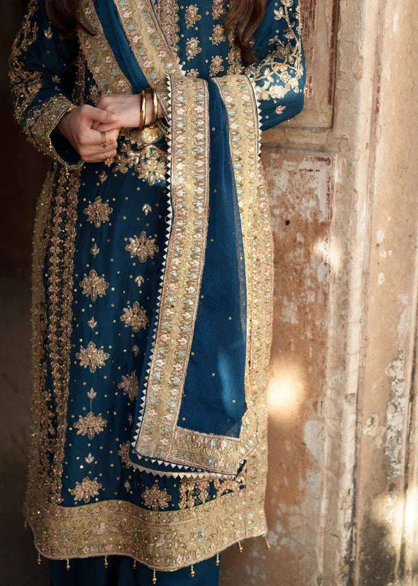 A majestic blend of heritage and haute couture Suit Set