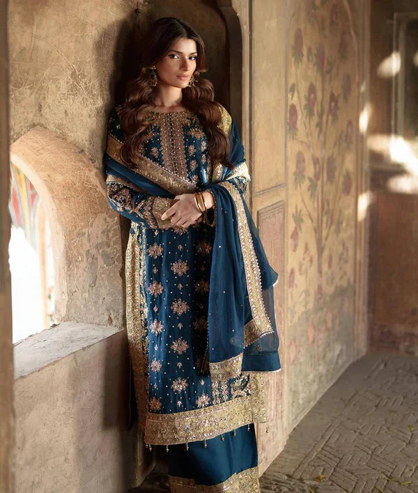 A majestic blend of heritage and haute couture Suit Set