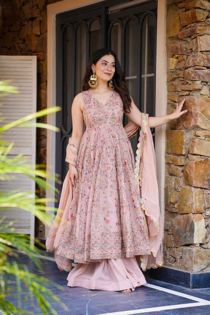 Lavish Loom Kurta Set