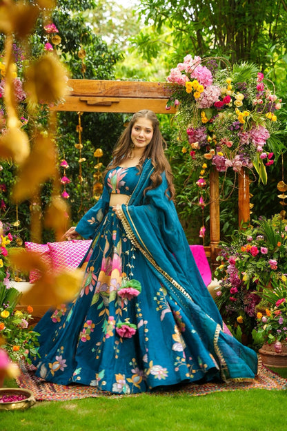 Velanisa Heavy Lehenga Set