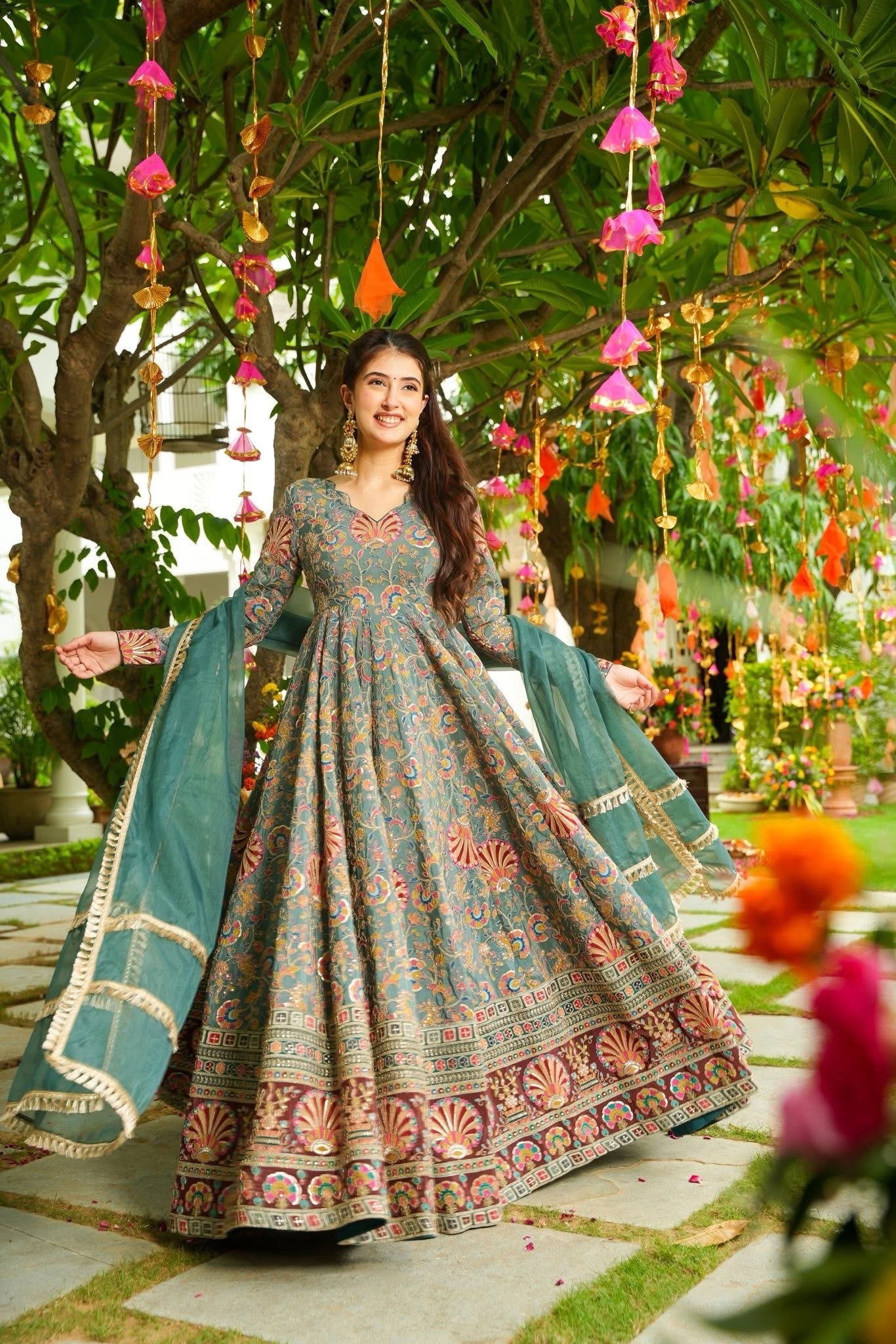 Calista Embroidered Heavy Maxi Set