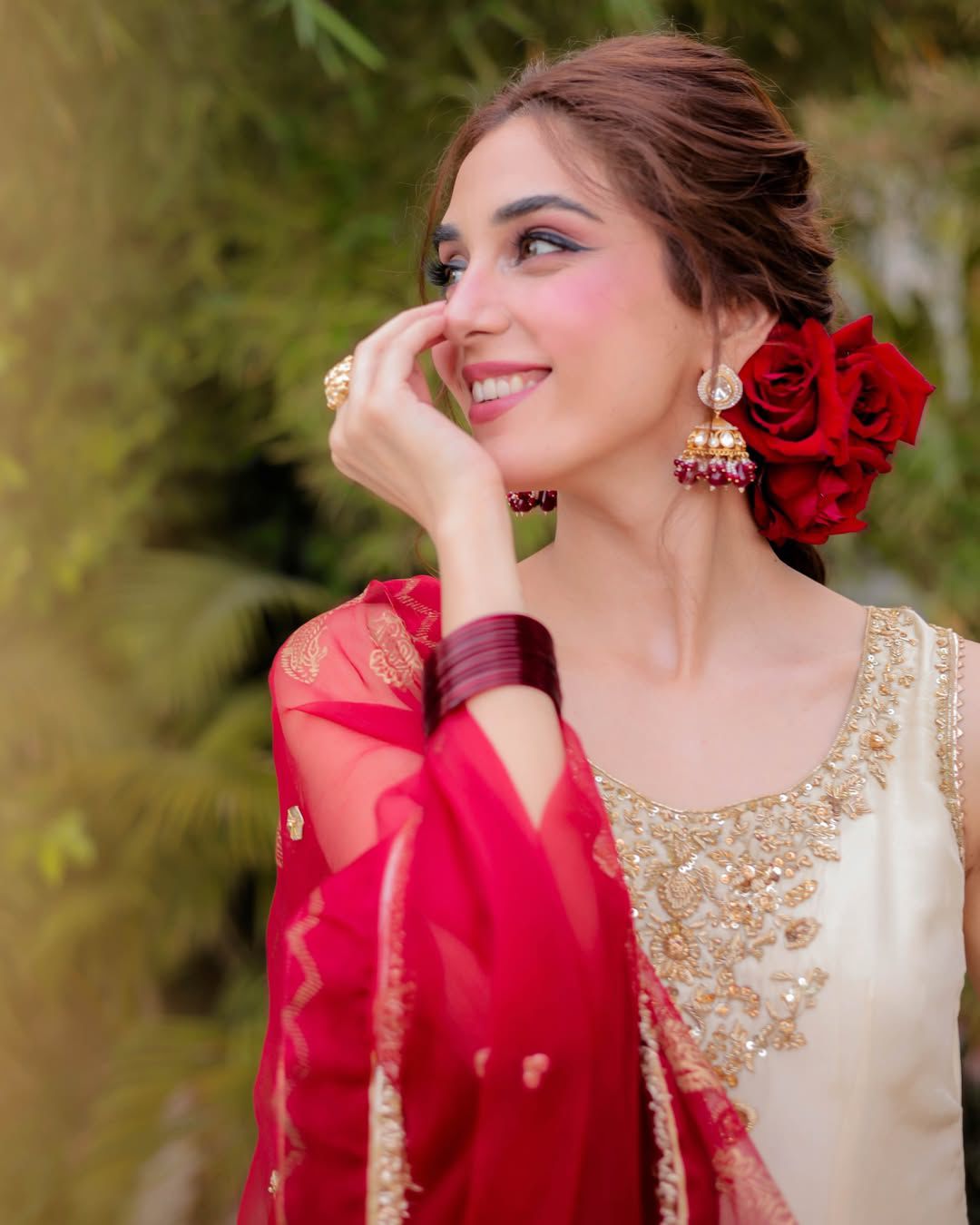 Mahira Designer And Elegance Three Piece Sarara Suit