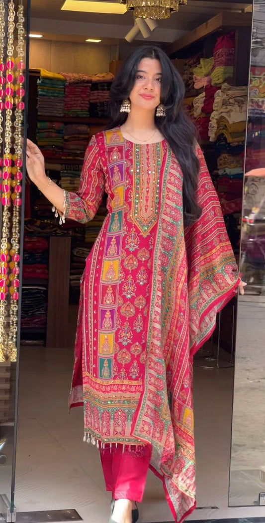 Vrunda Real Hand Mirror Work Kurta Set